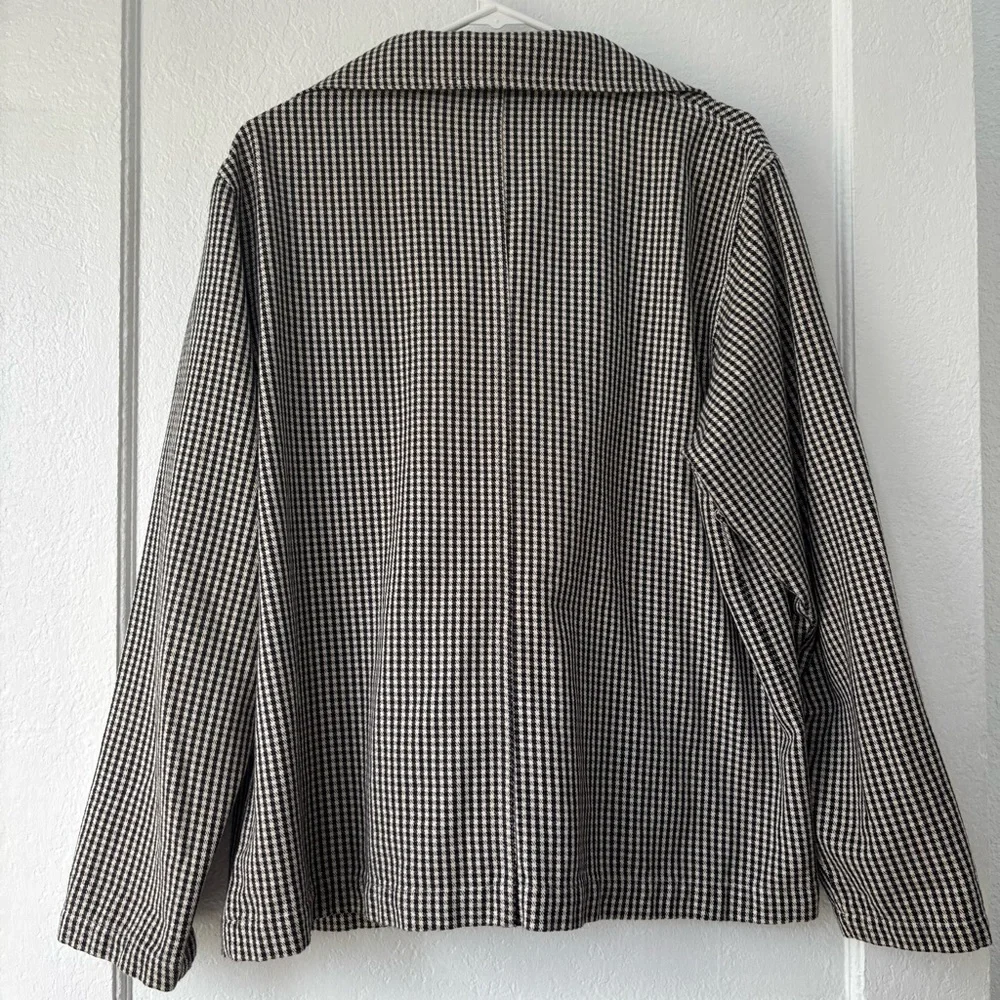 Big Bud Press Black & White Check Button-Up Jacket with Green Buttons - Picture 3 of 9